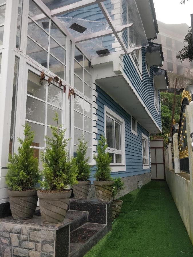 Pinnacle Vesta Homestay 무소리에 외부 사진