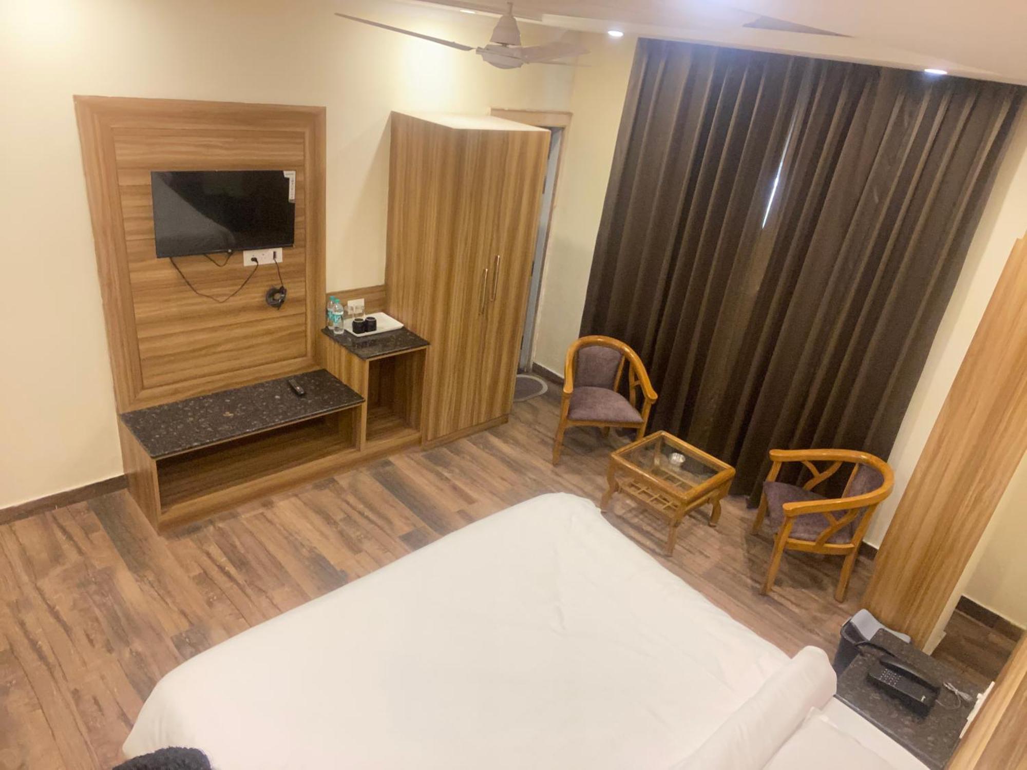 Pinnacle Vesta Homestay 무소리에 외부 사진