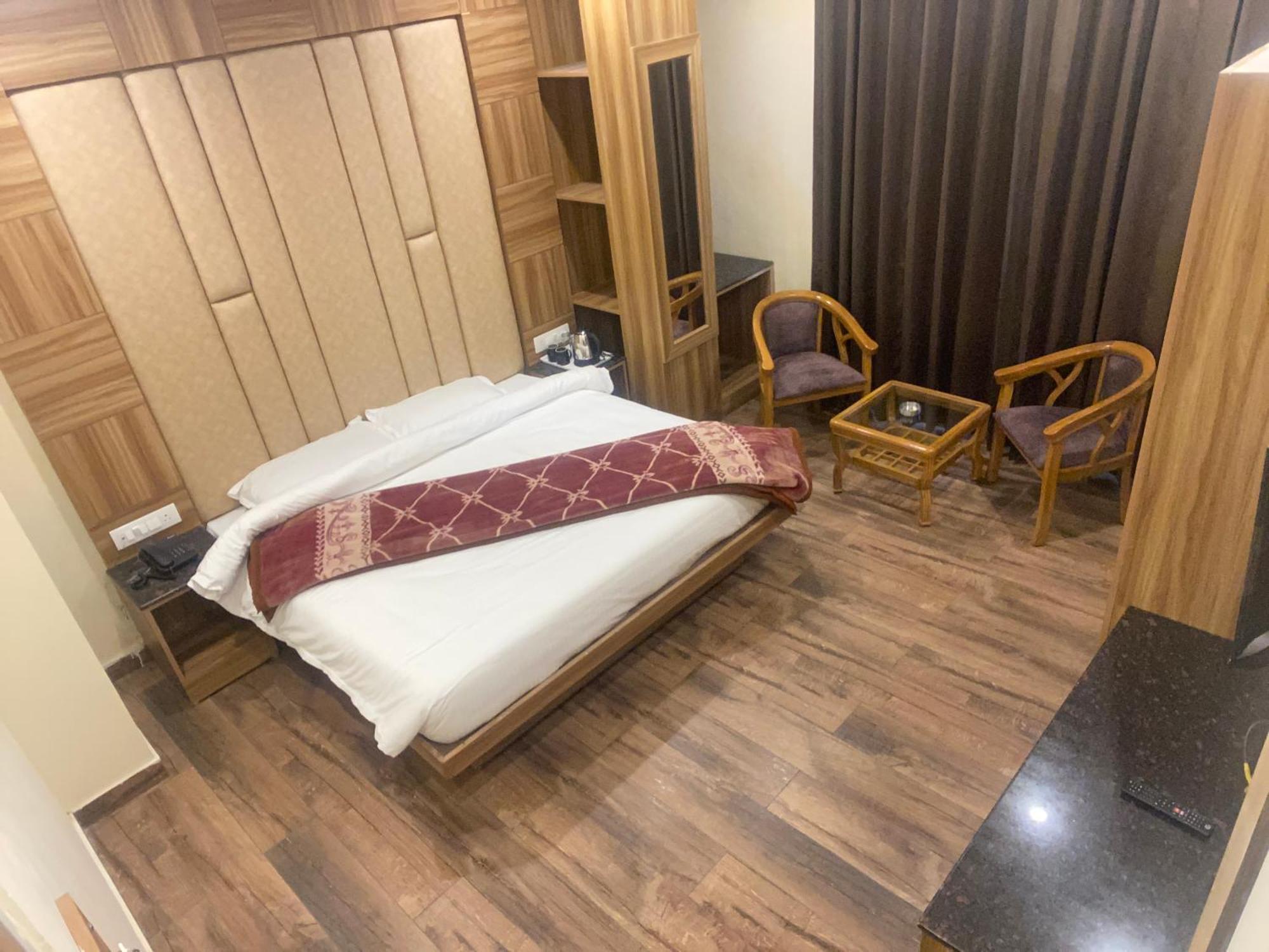 Pinnacle Vesta Homestay 무소리에 외부 사진